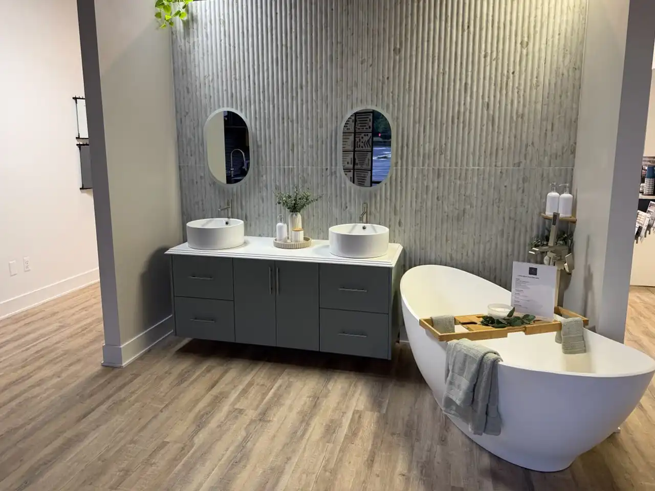 Kitchen and bath showroom cabinetry and finish display in Macomb